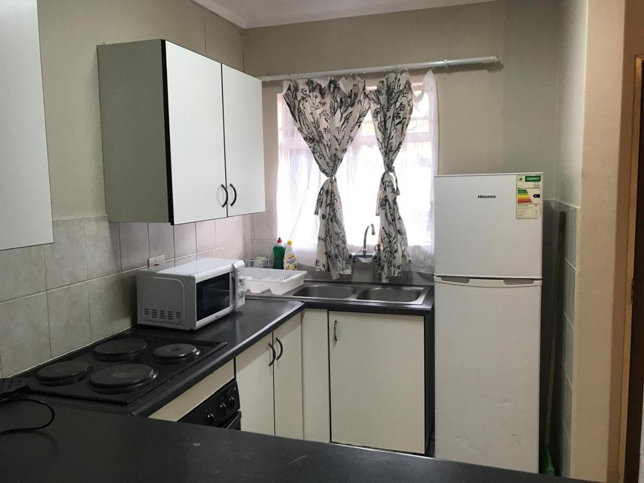 Menlyn Maine Apartments, Menlyn Place Pretoria-Noord Esterno foto