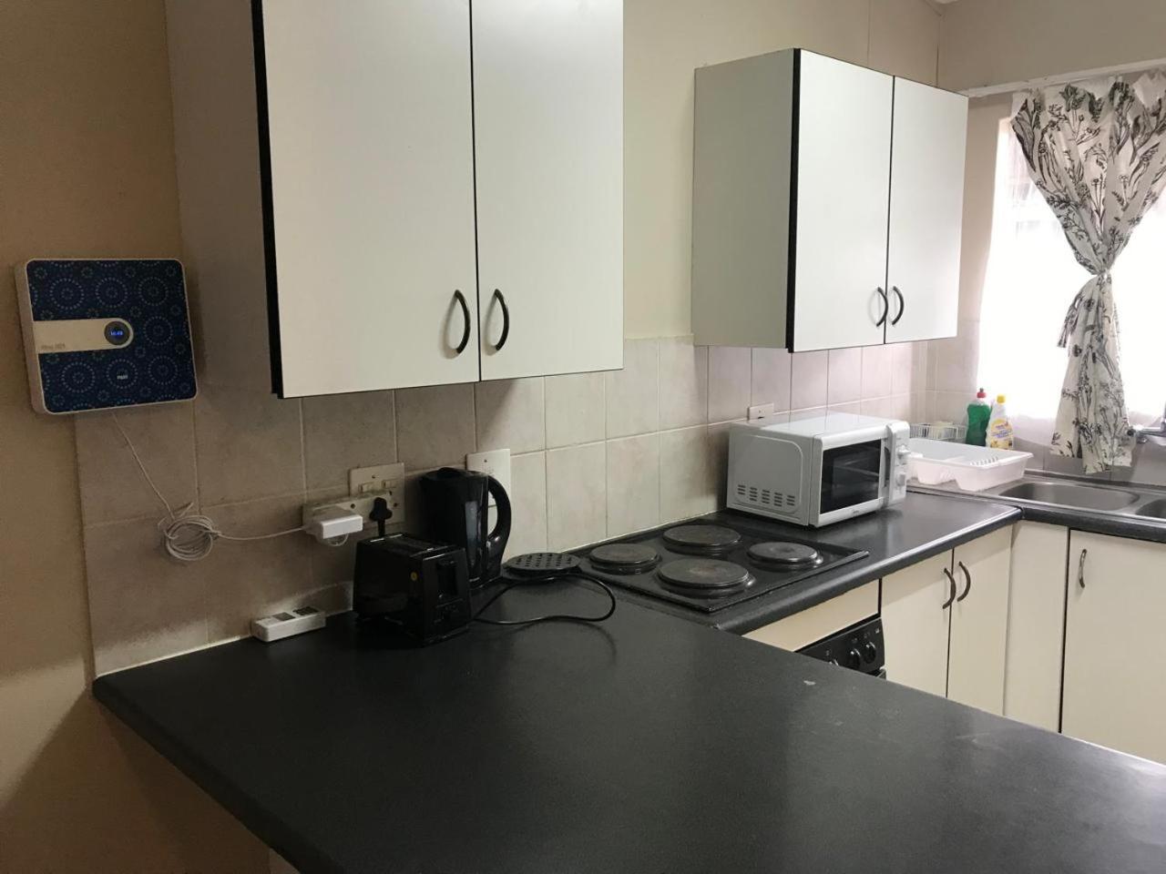 Menlyn Maine Apartments, Menlyn Place Pretoria-Noord Esterno foto