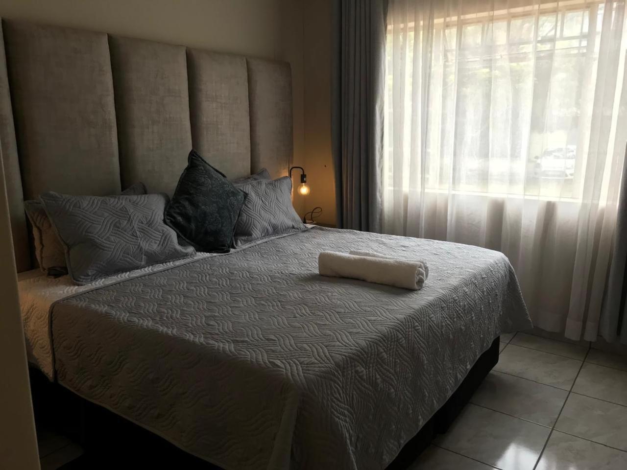 Menlyn Maine Apartments, Menlyn Place Pretoria-Noord Esterno foto