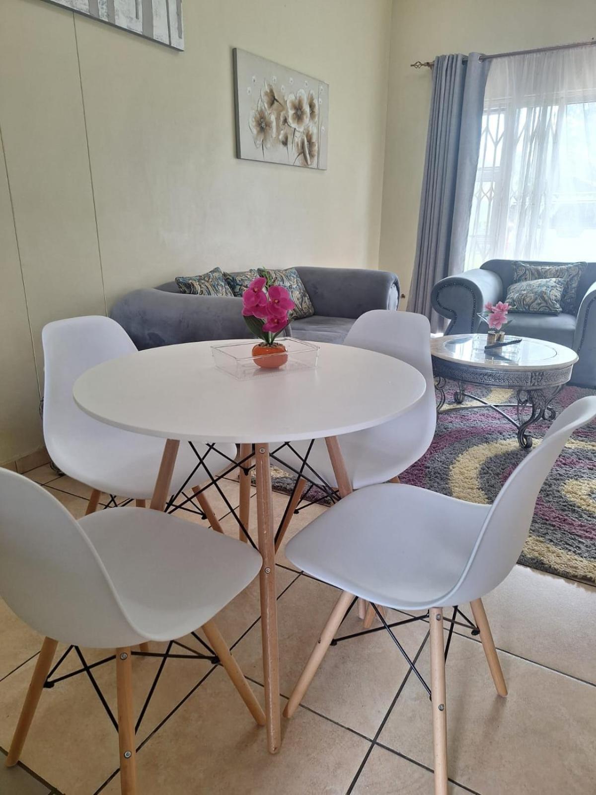 Menlyn Maine Apartments, Menlyn Place Pretoria-Noord Esterno foto