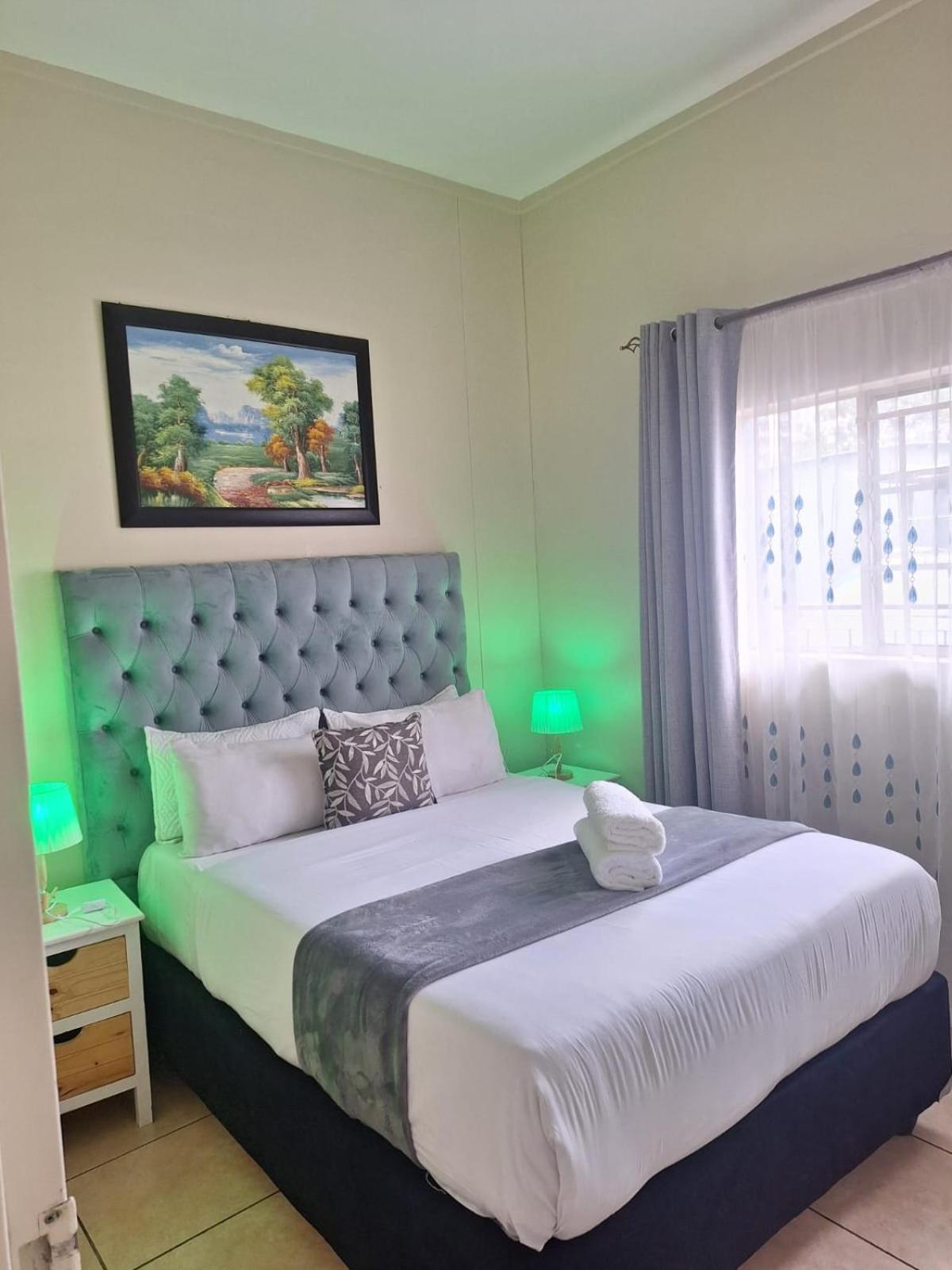 Menlyn Maine Apartments, Menlyn Place Pretoria-Noord Esterno foto